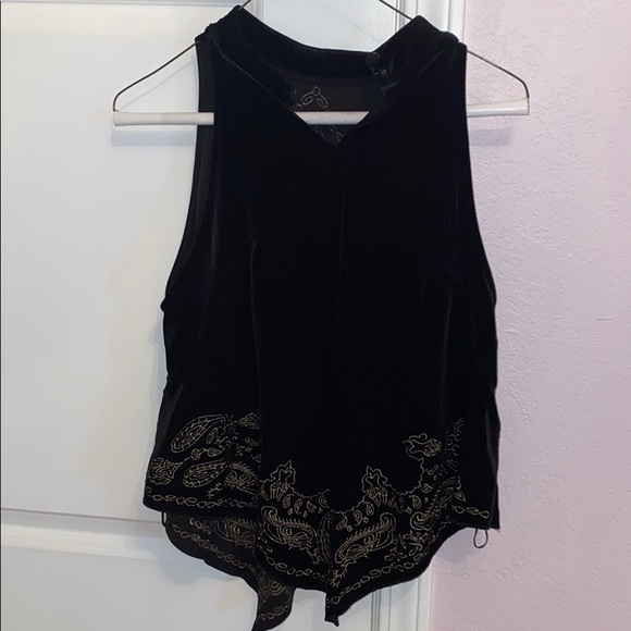 Tank - Picture 2 of 2